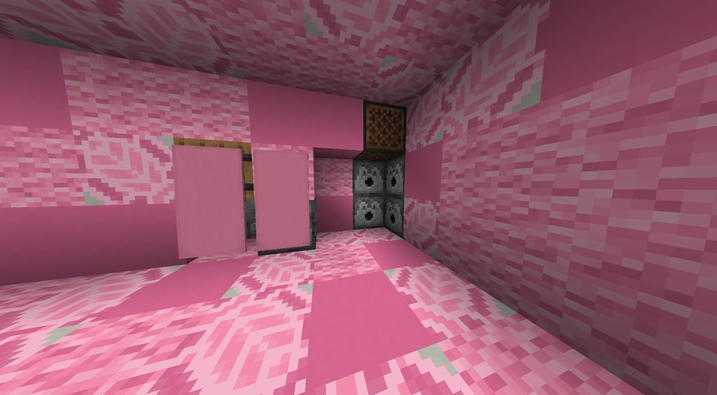 Show image 4