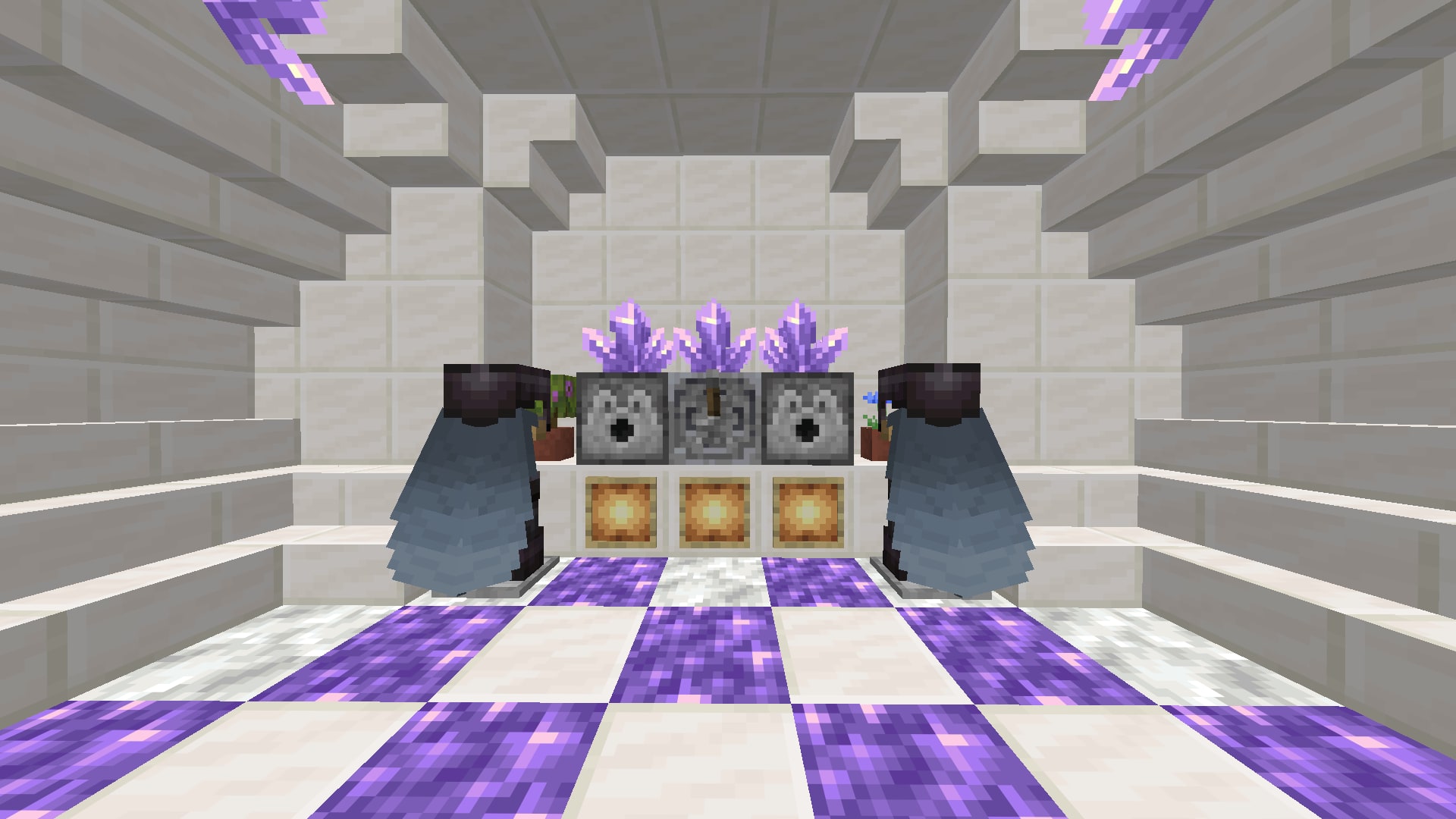 Small amethyst/quarts gamble base, image 1